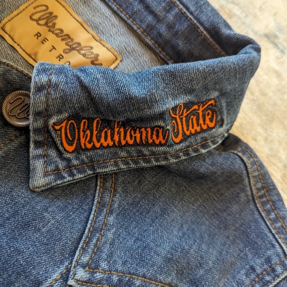 Wrangler Retro Oklahoma State Cowboys Denim Jacket Women's - Picture 4 of 14
